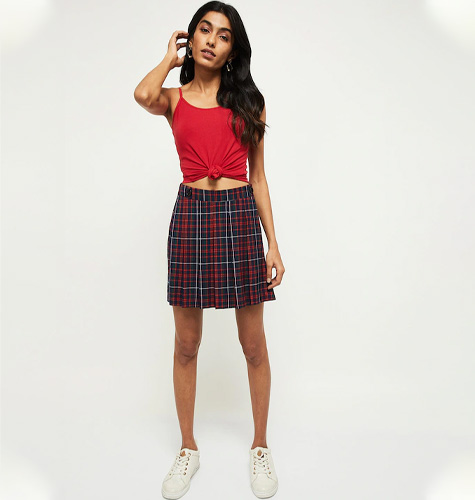 Women Red Solid Camisole NOOSVOILARED